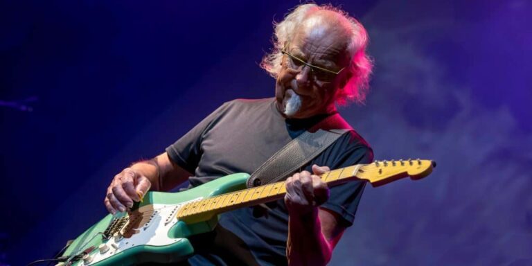 MartinBarre2019 DS 001 1024x512 1 1 768x384